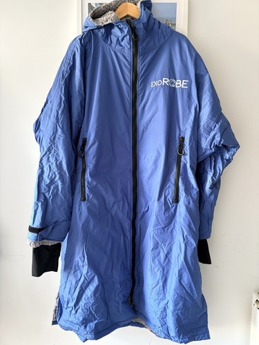 Dryrobe style changing - changing, robe
