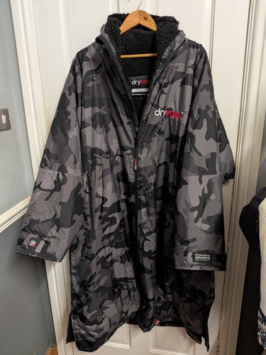 Dryrobe grey camo black - v3,